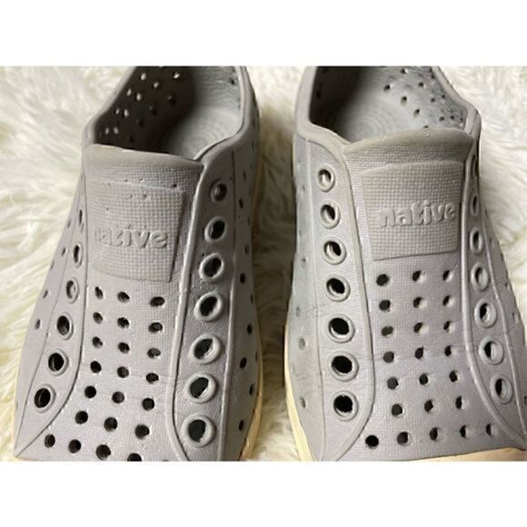 2 pair Native & Under Armour Toddler C9 Shoe Lot - Picture 9 of 16